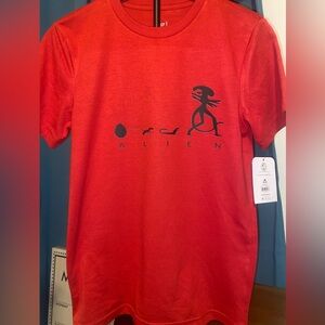 NWT!!!  ALIEN GROWTH CHART tee